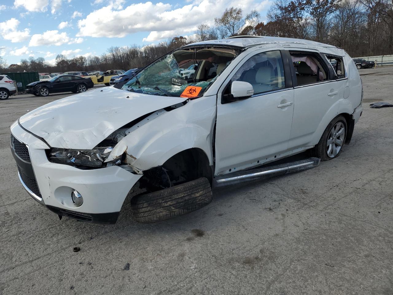 MITSUBISHI OUTLANDER 2013