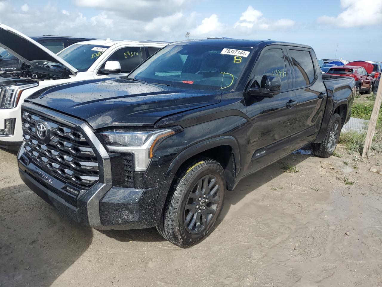 TOYOTA TUNDRA CRE 2023