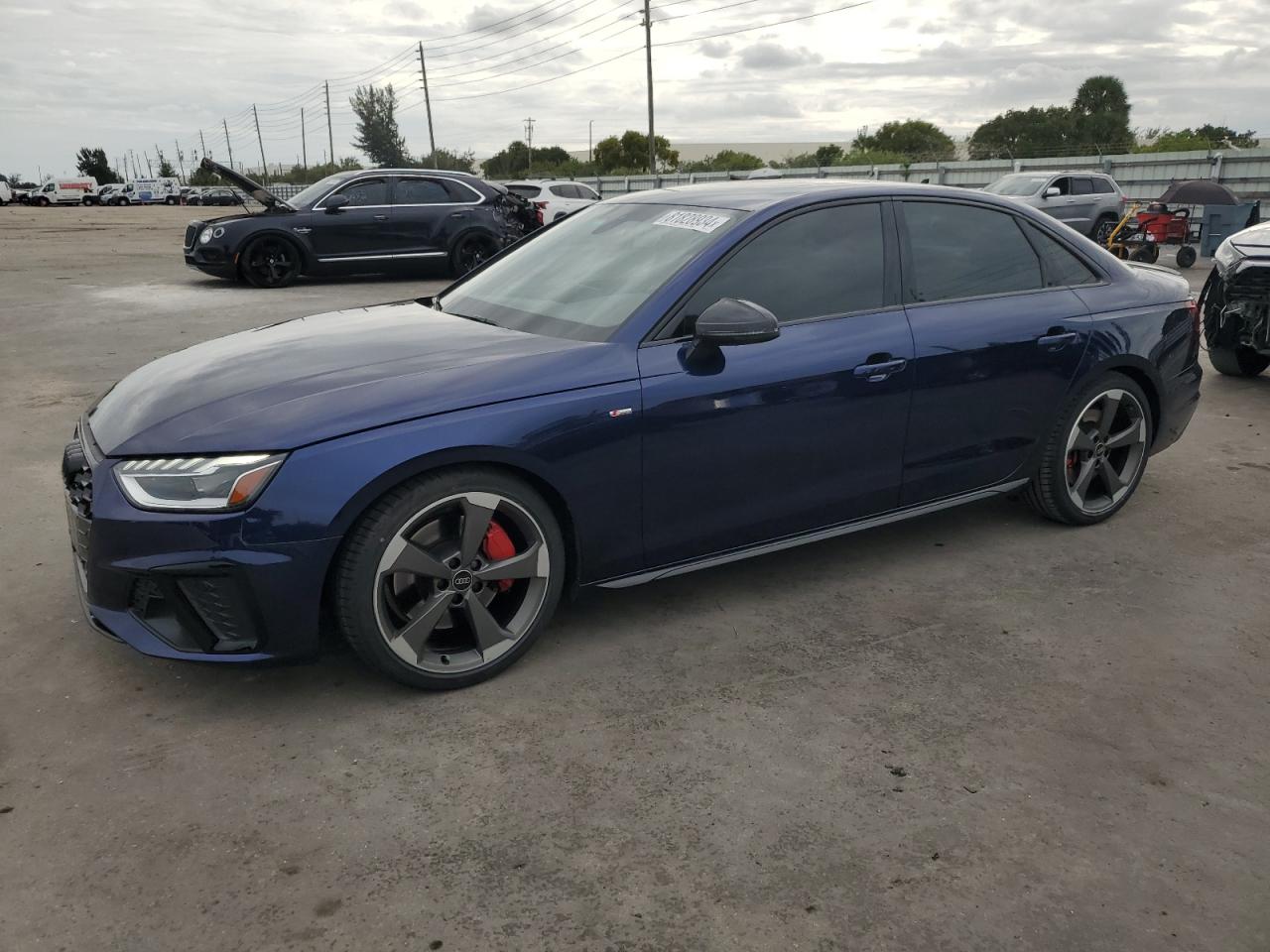AUDI A4 PREMIUM 2023