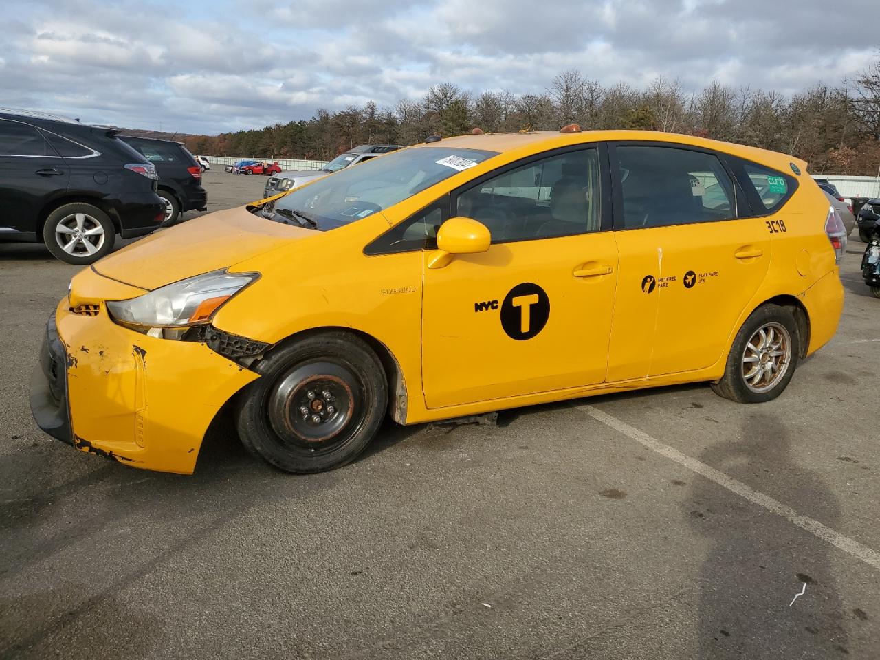 TOYOTA PRIUS V 2016