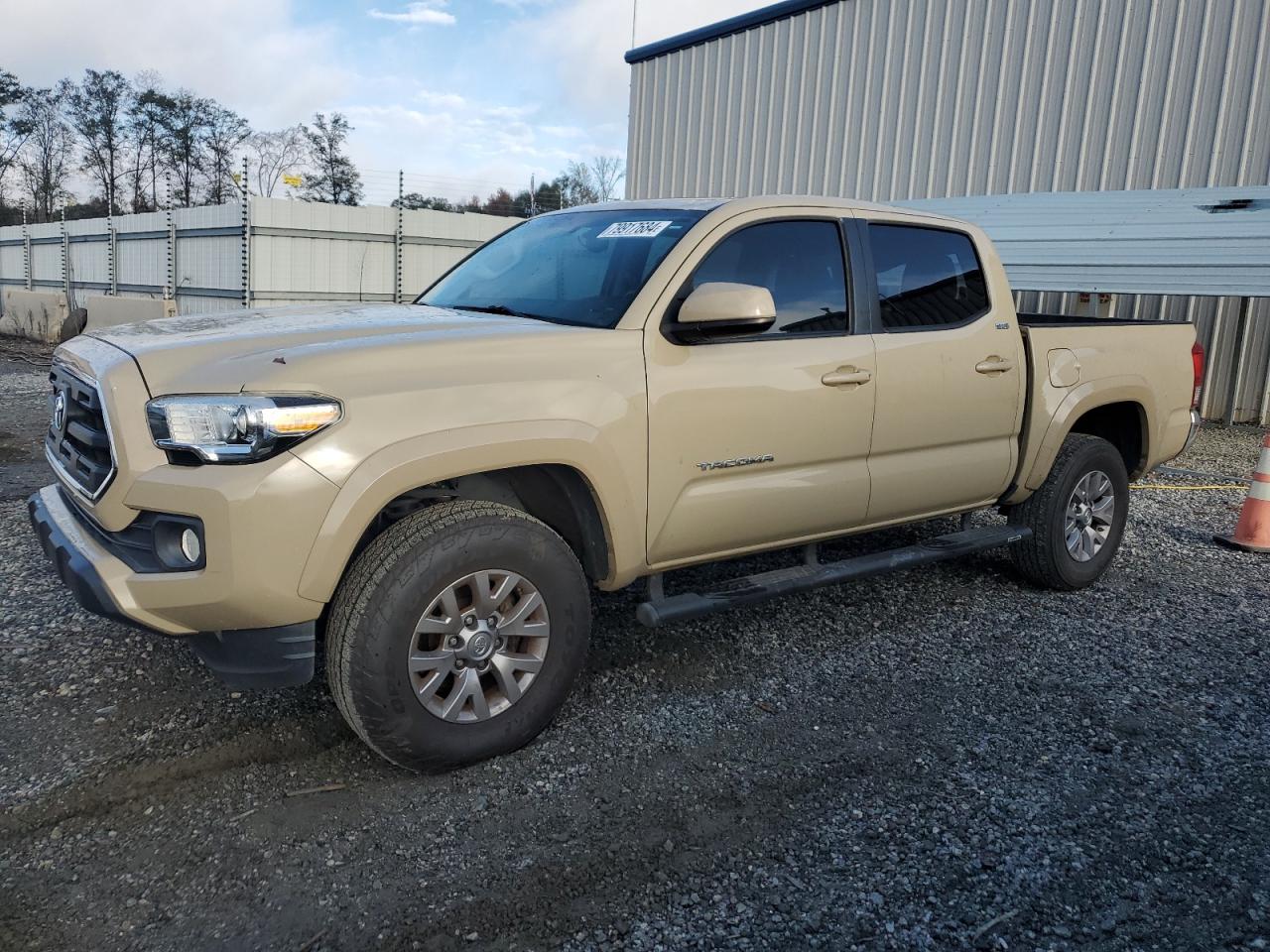TOYOTA TACOMA DOU 2017