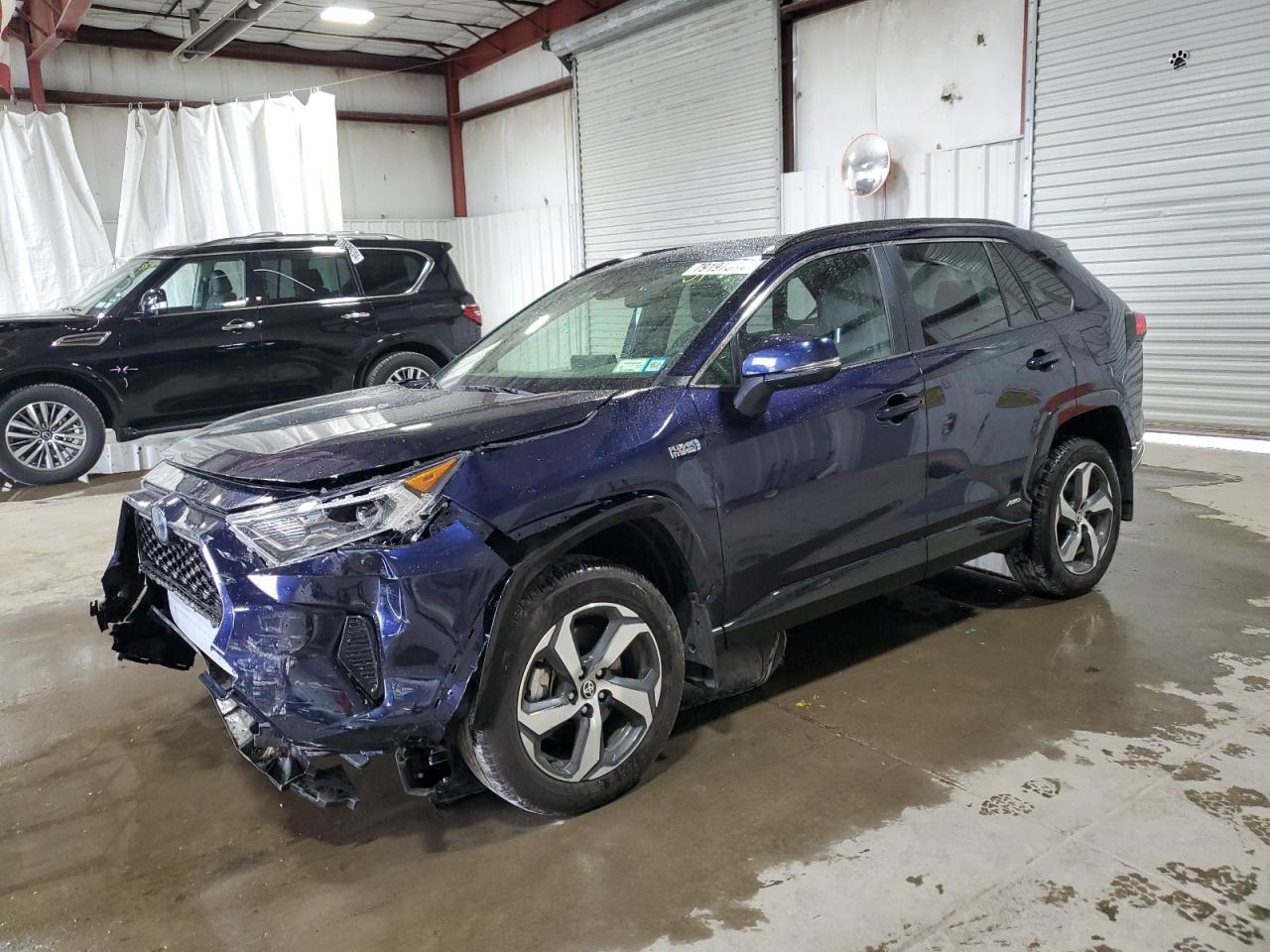 TOYOTA RAV4 PRIME 2021