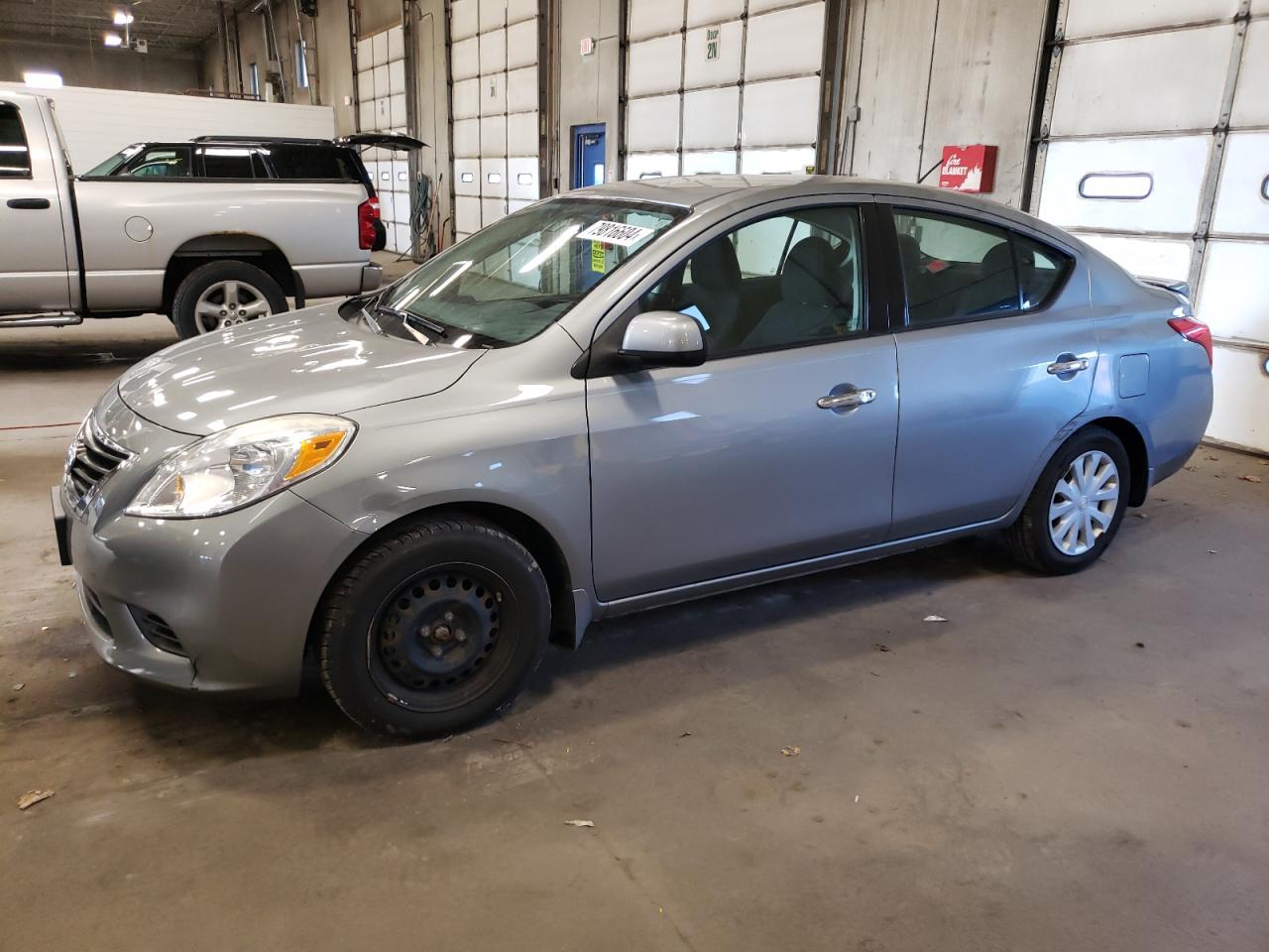NISSAN VERSA S 2014