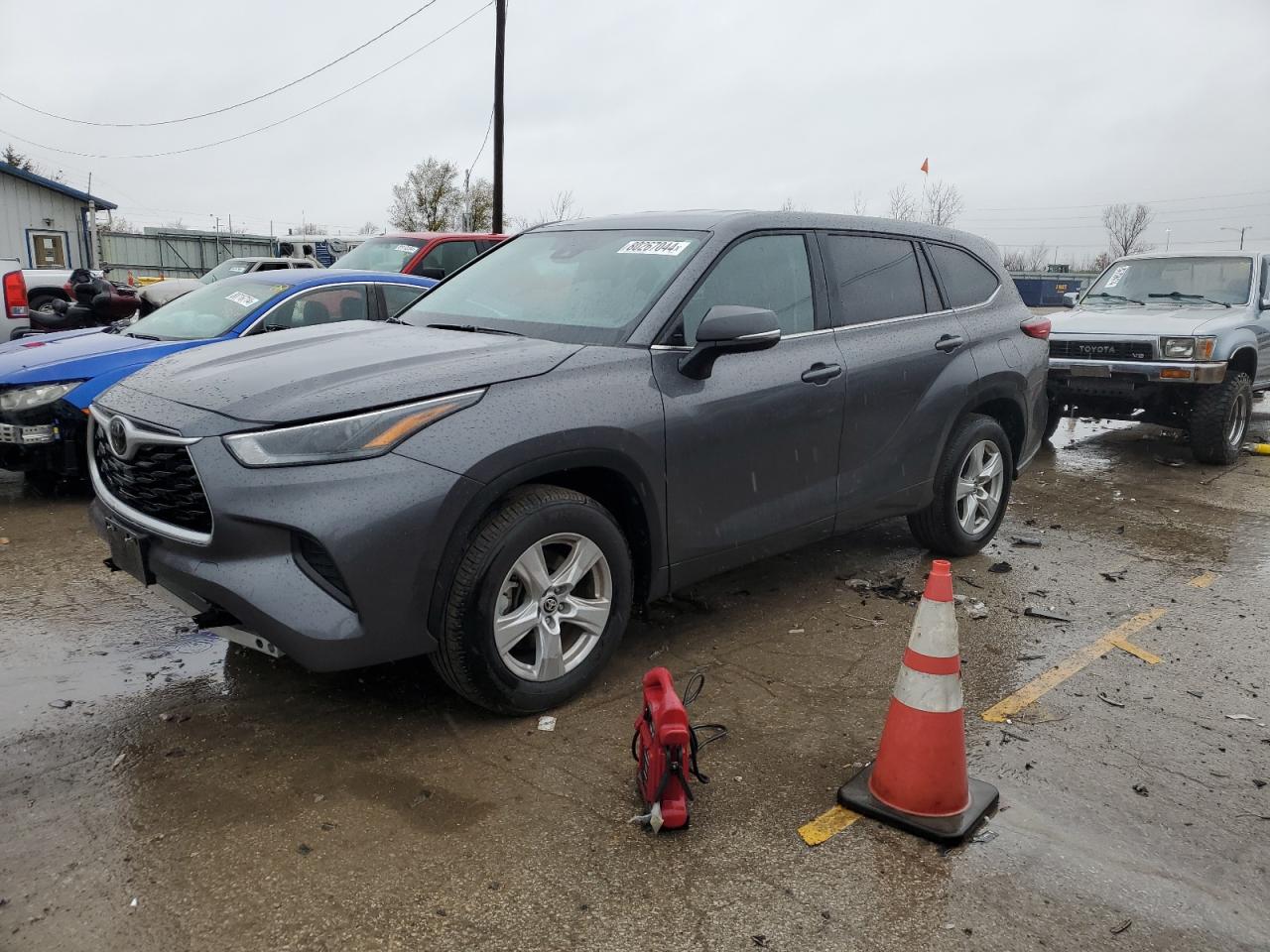 TOYOTA HIGHLANDER 2023