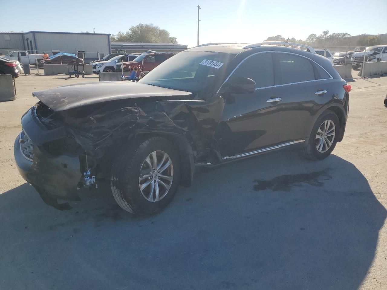 INFINITI FX35 2011