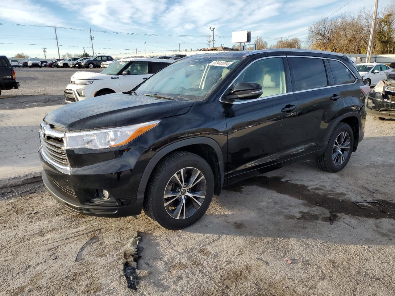 TOYOTA HIGHLANDER 2016