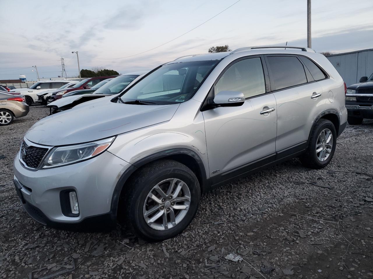 KIA SORENTO LX 2014
