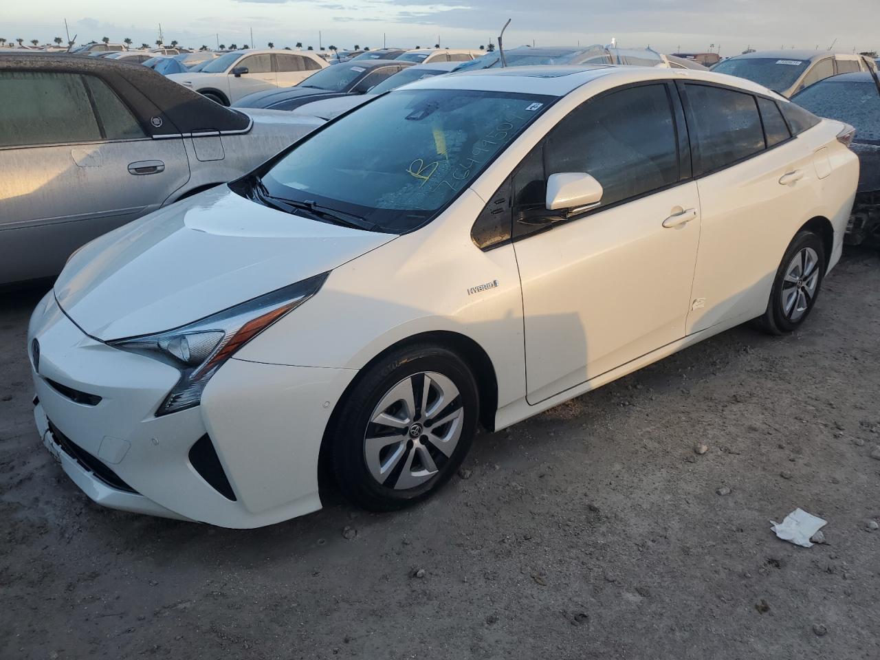 TOYOTA PRIUS 2018