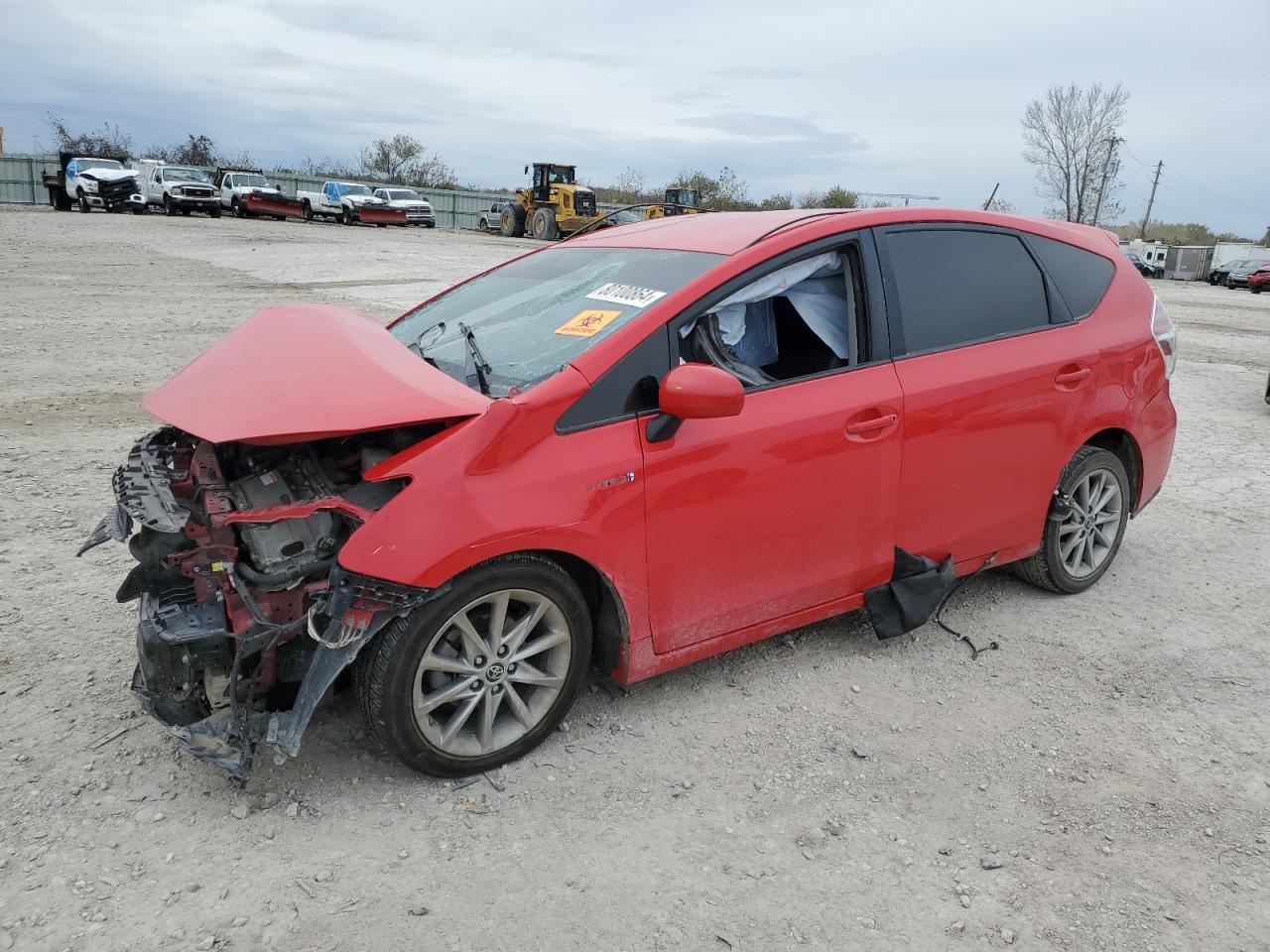TOYOTA PRIUS V 2017