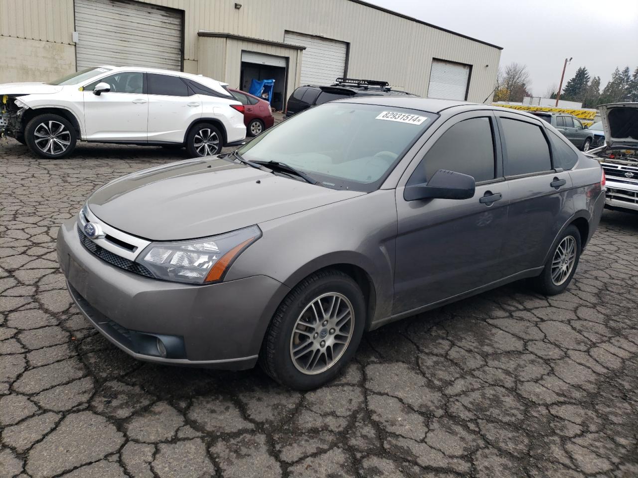 FORD FOCUS SE 2011