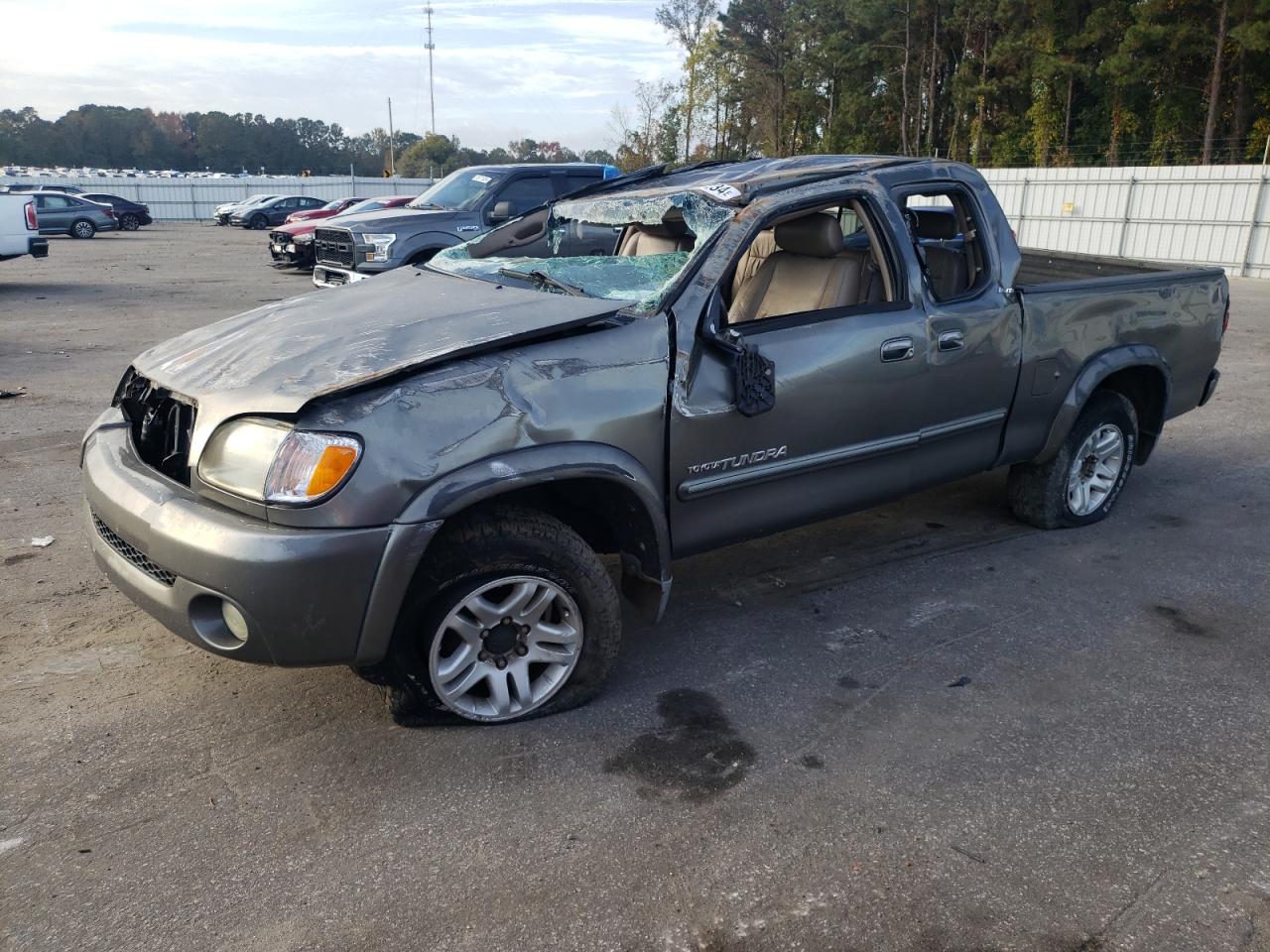 TOYOTA TUNDRA ACC 2003