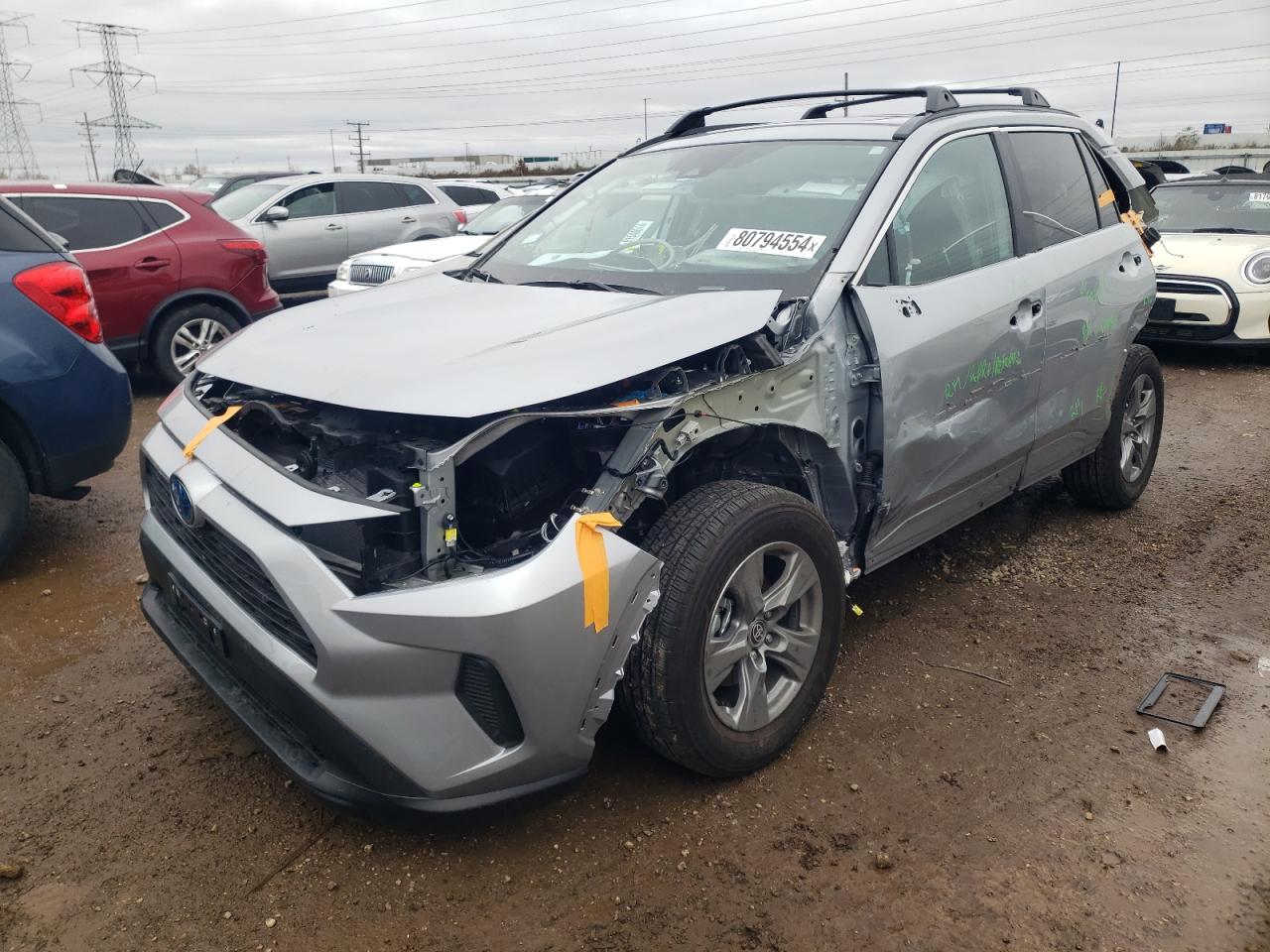 TOYOTA RAV4 XLE 2024
