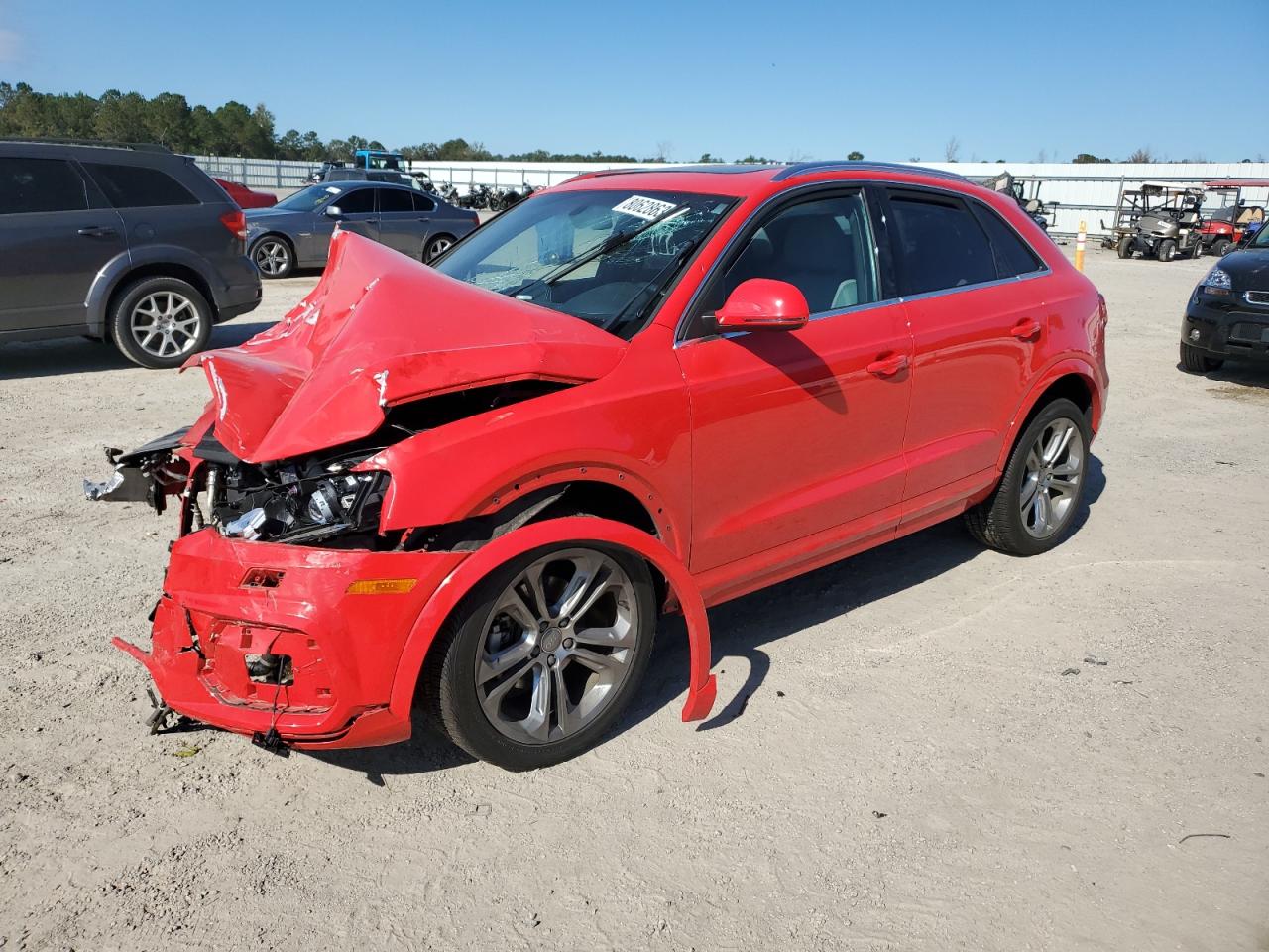 AUDI Q3 PREMIUM 2016
