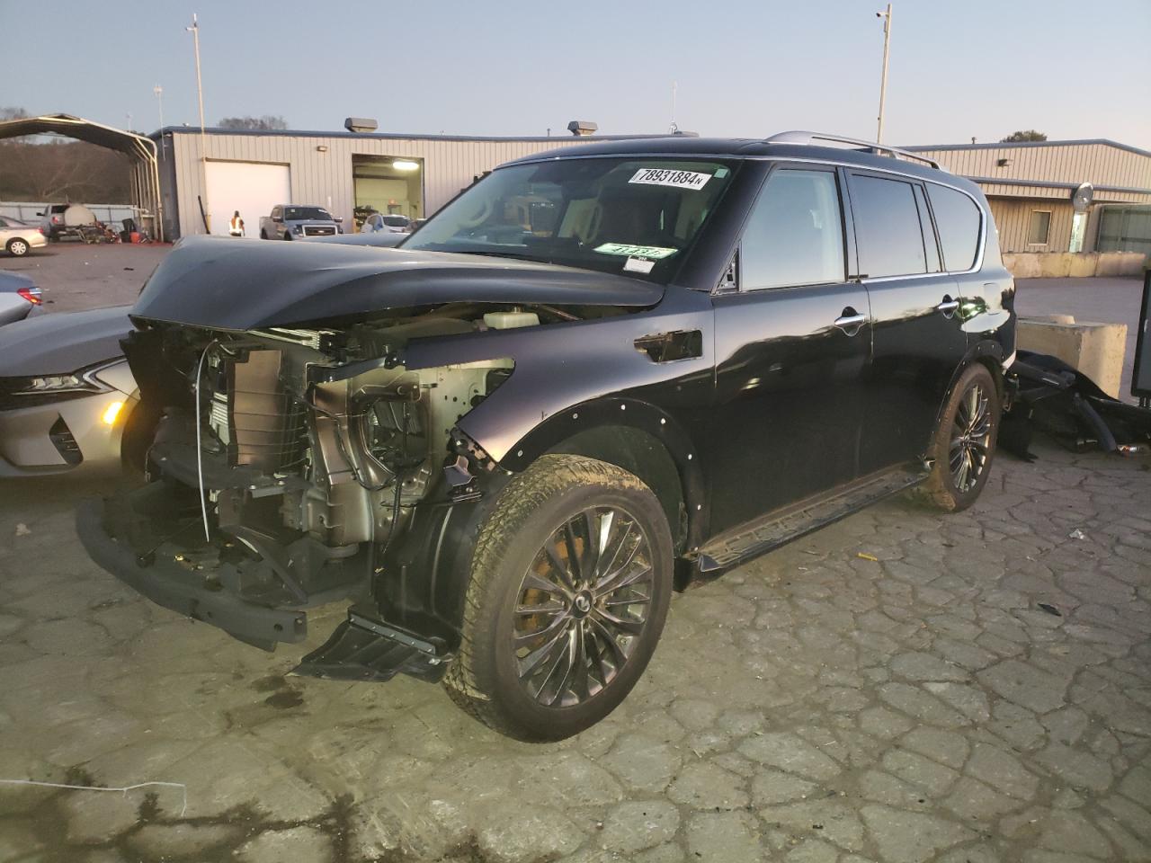 INFINITI QX80 LUXE 2023