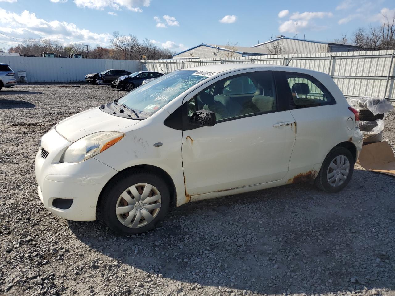 TOYOTA YARIS 2011