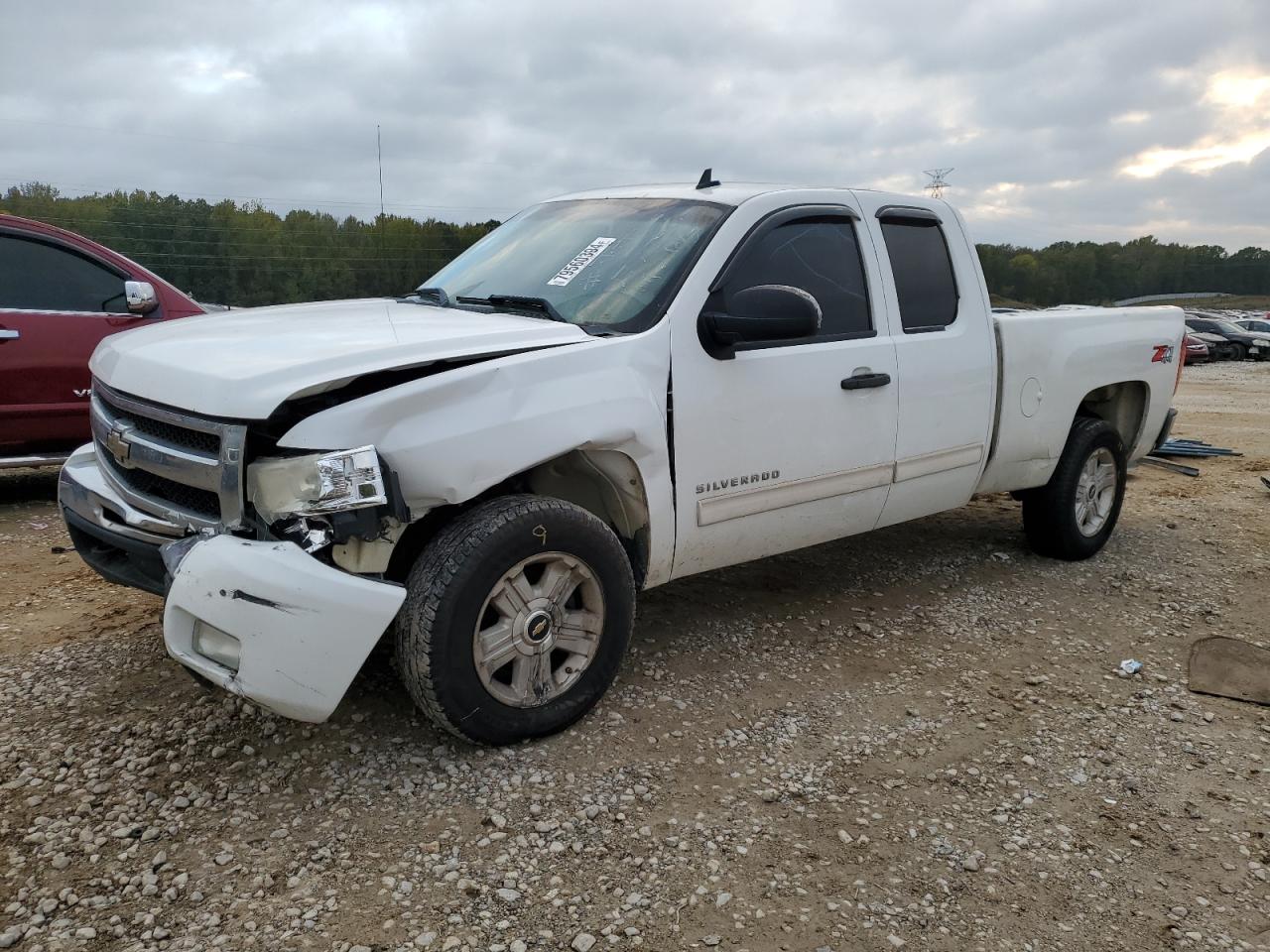 CHEVROLET SILVERADO 2011