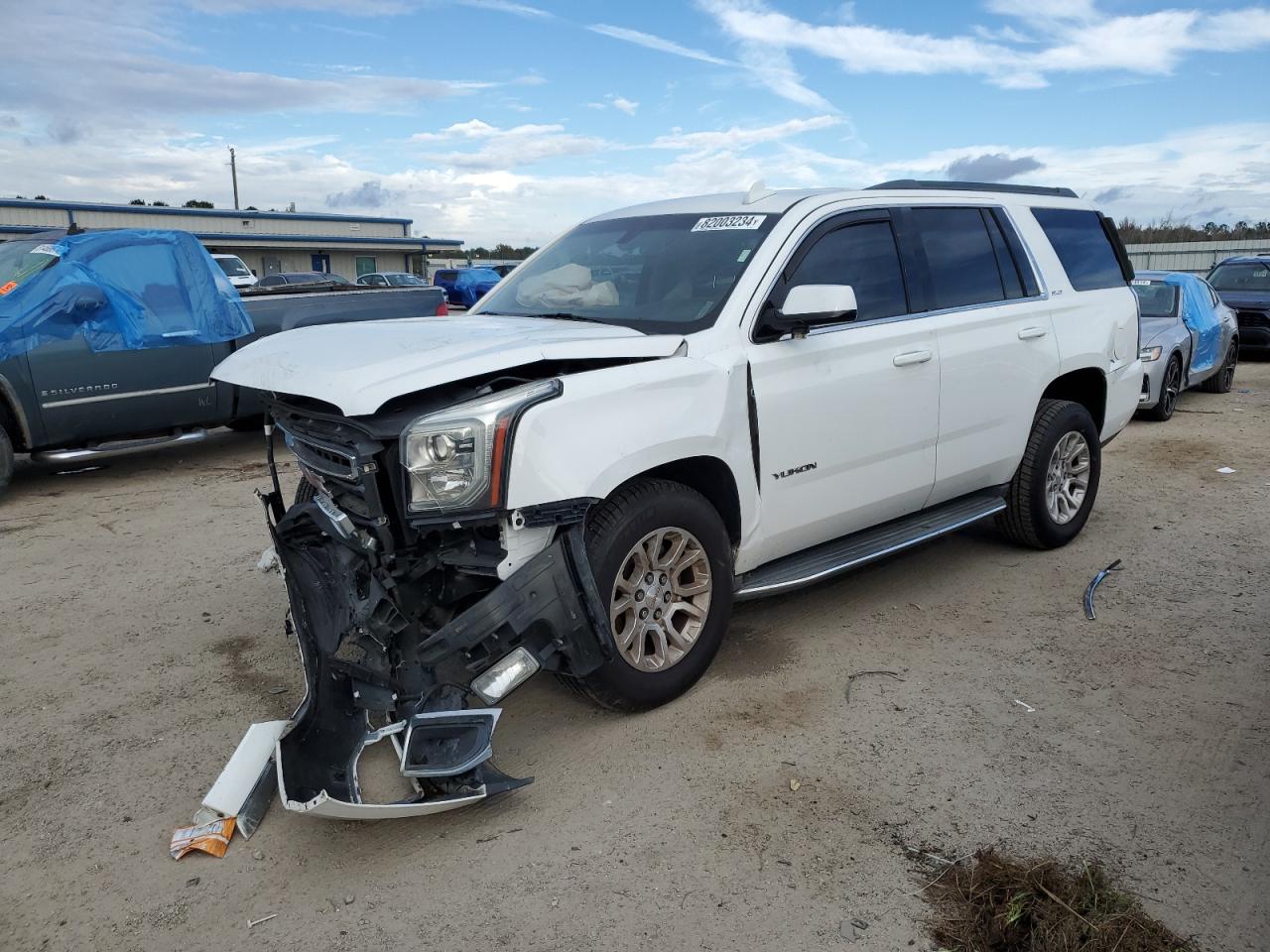GMC YUKON SLE 2015