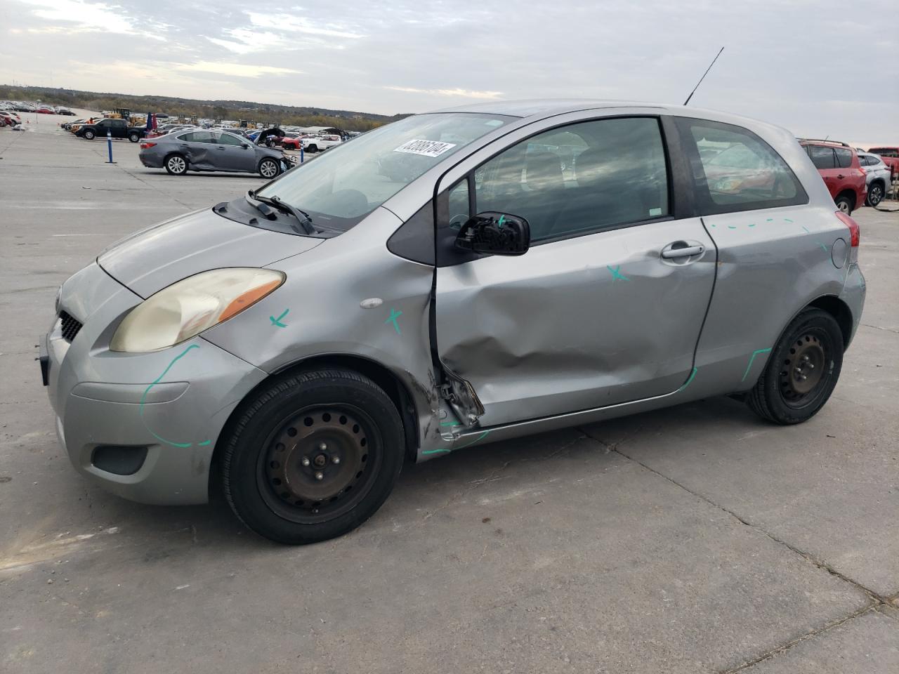 TOYOTA YARIS 2010