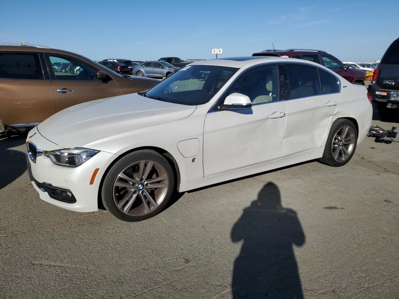 BMW 330E 2017