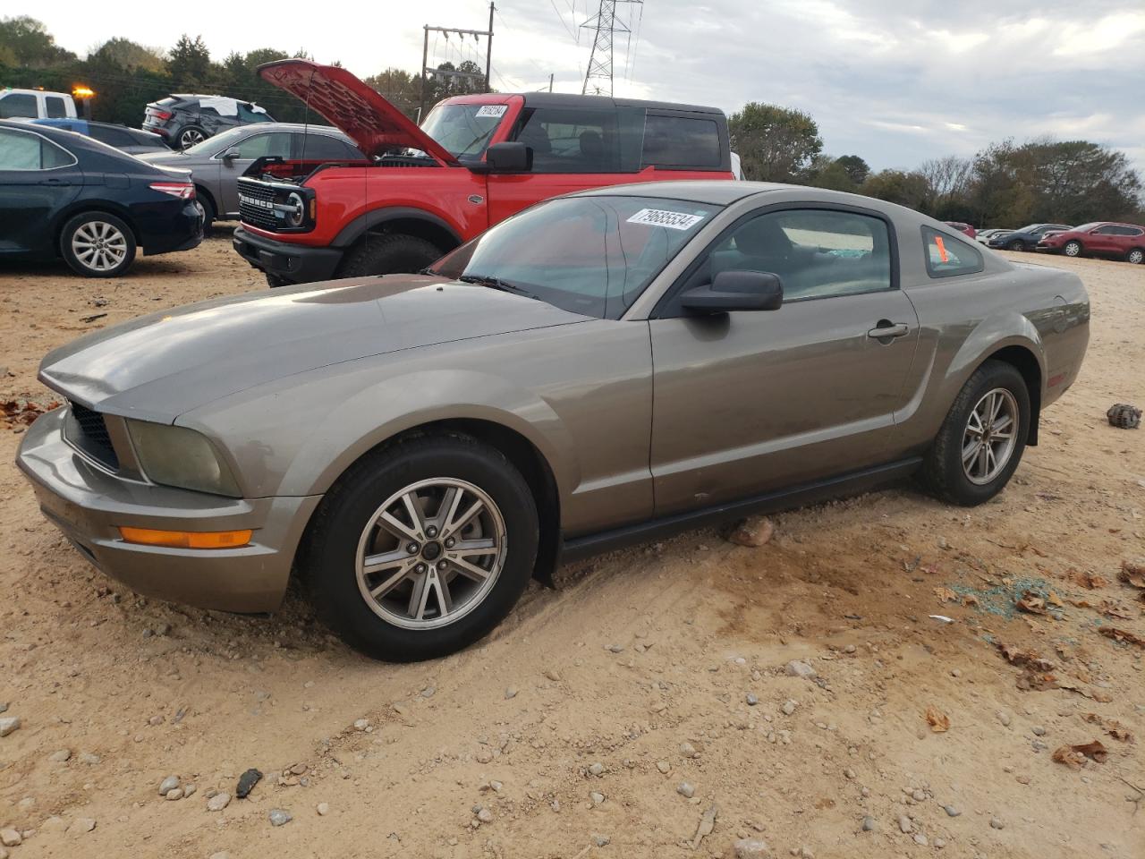 FORD MUSTANG 2005