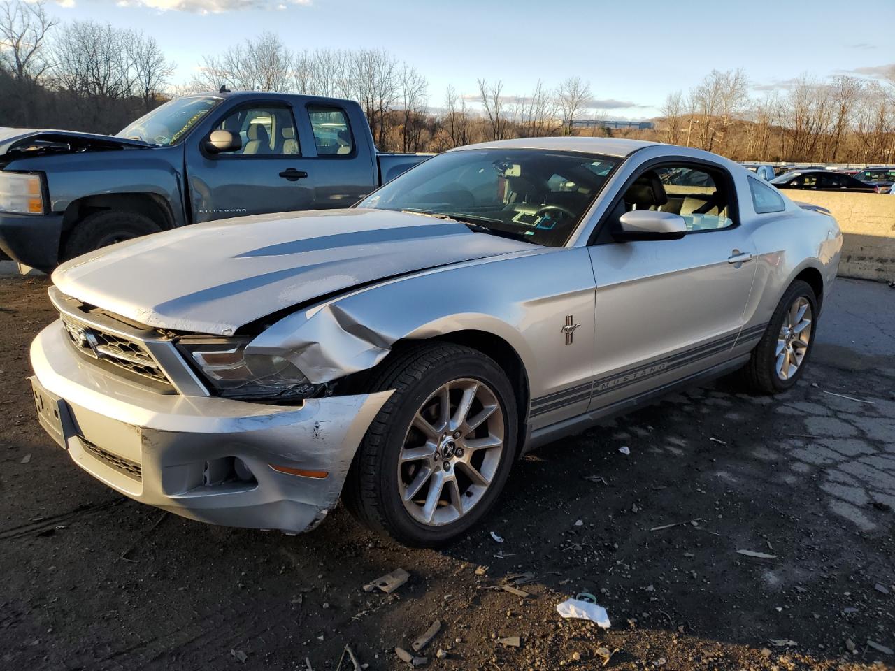 FORD MUSTANG 2010