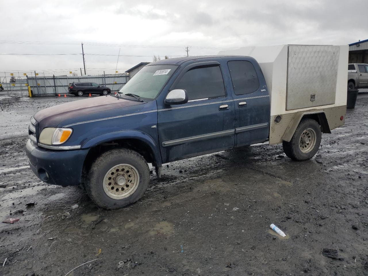 TOYOTA TUNDRA ACC 2003