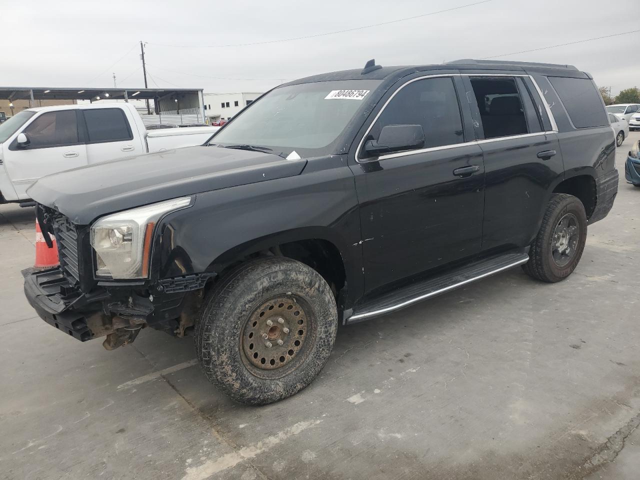GMC YUKON SLE 2017