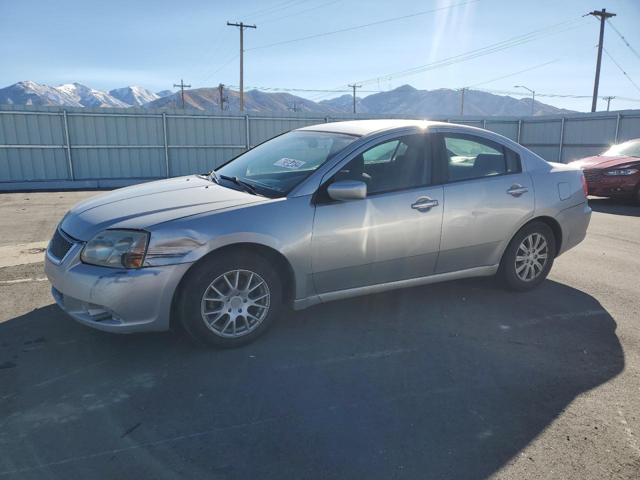 MITSUBISHI GALANT FE 2012