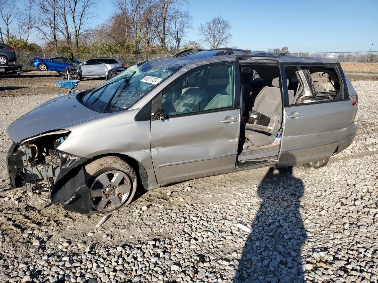 TOYOTA SIENNA XLE 2005