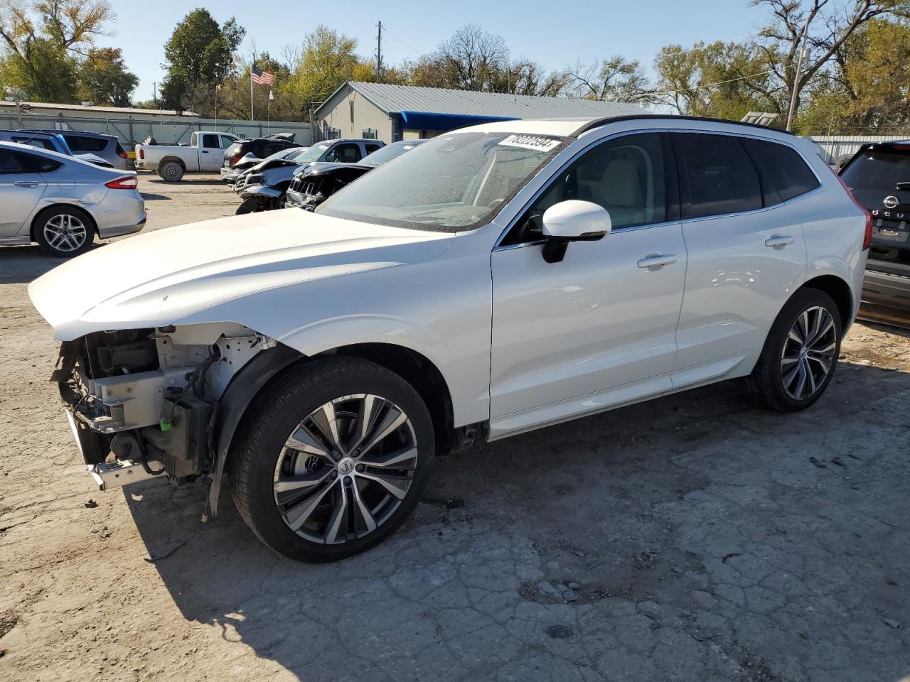 VOLVO XC60 2022
