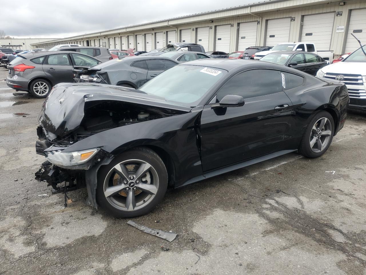 FORD MUSTANG 2015