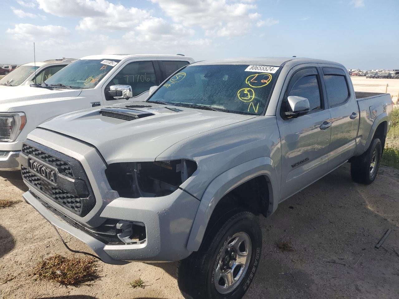 TOYOTA TACOMA DOU 2019