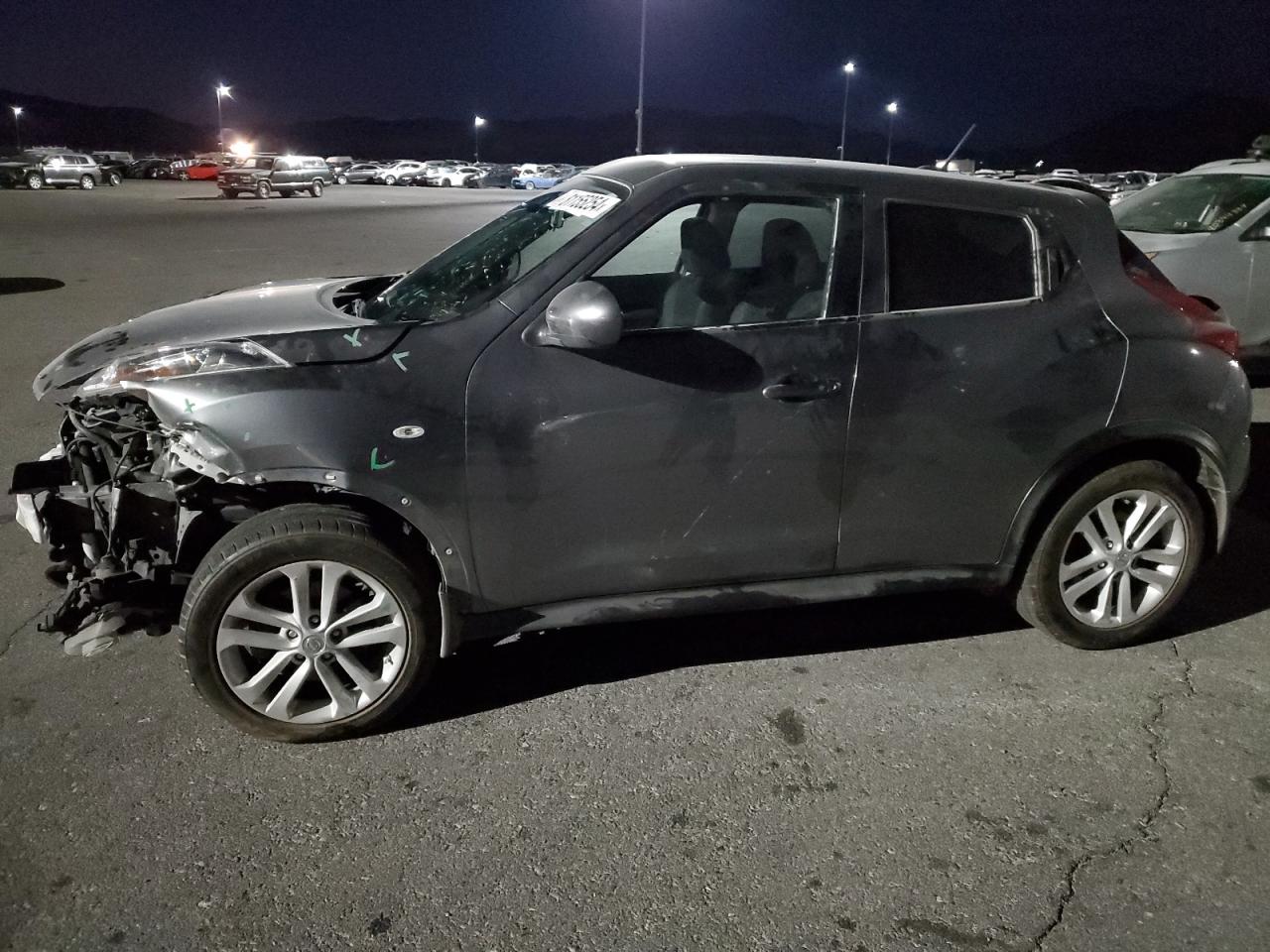 NISSAN JUKE S 2013