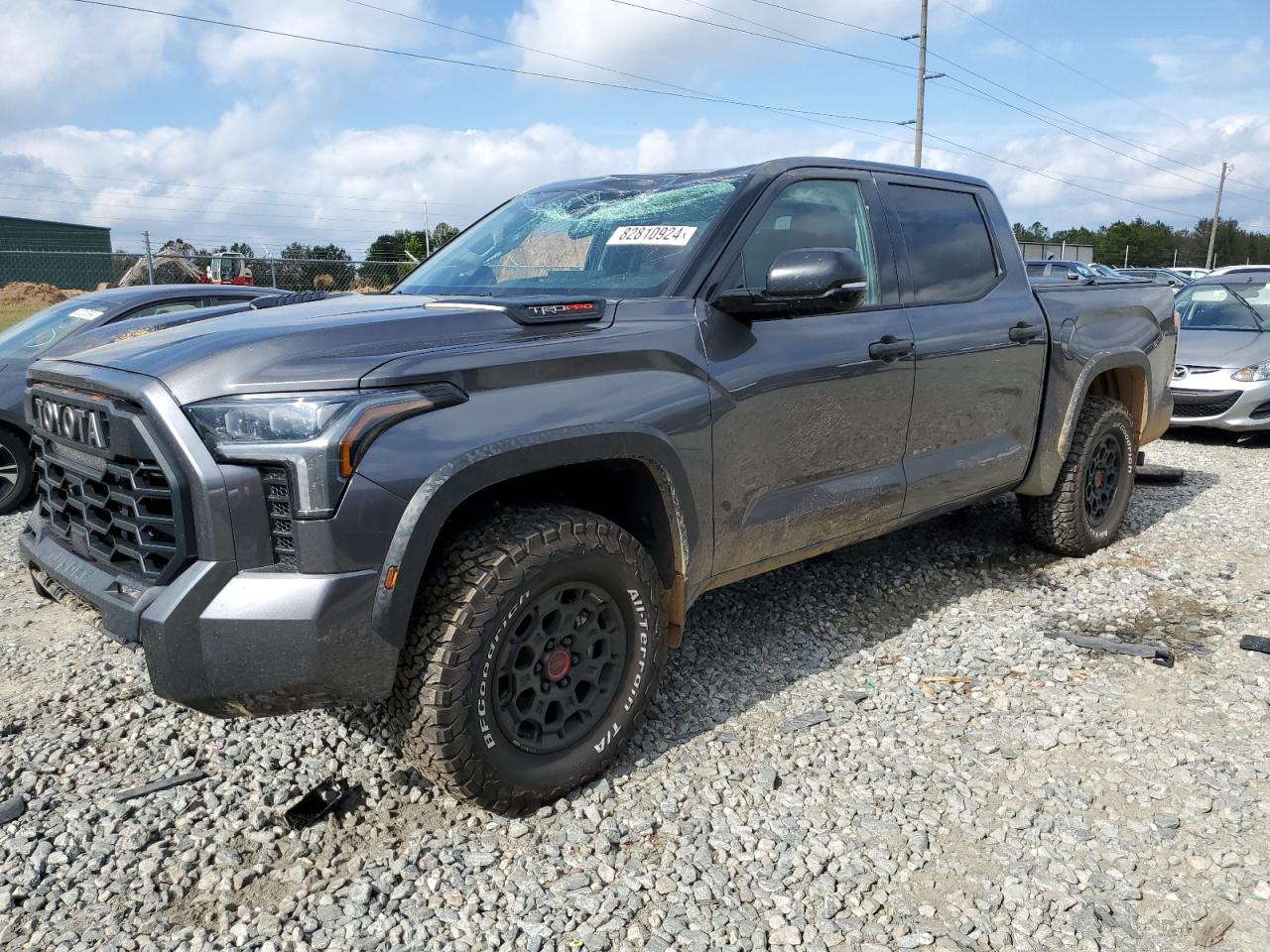 TOYOTA TUNDRA CRE 2023