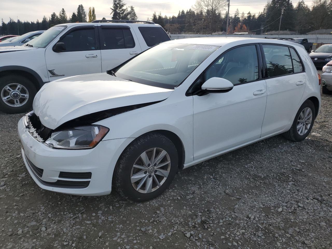 VOLKSWAGEN GOLF 2015