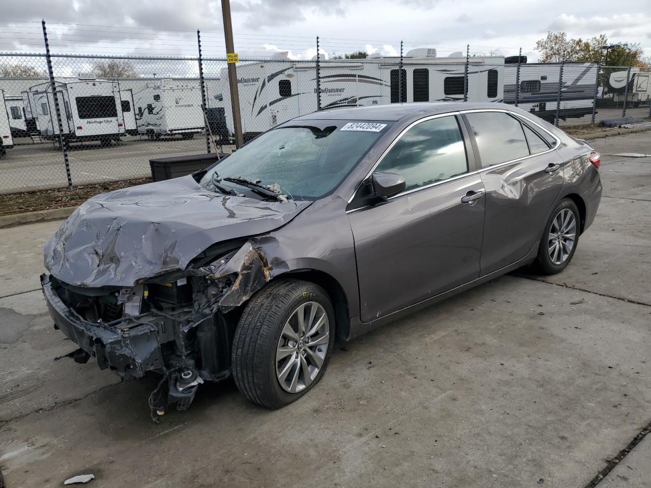 TOYOTA CAMRY LE 2015
