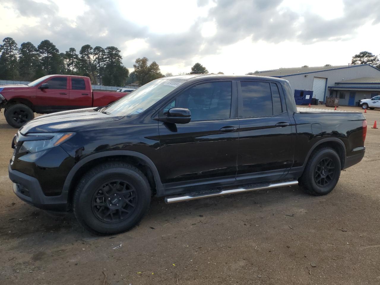 HONDA RIDGELINE 2019