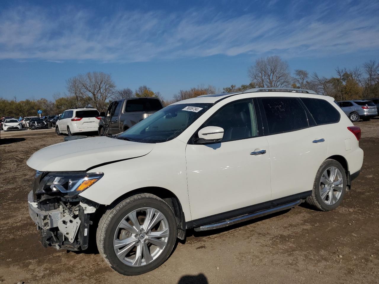 NISSAN PATHFINDER 2019