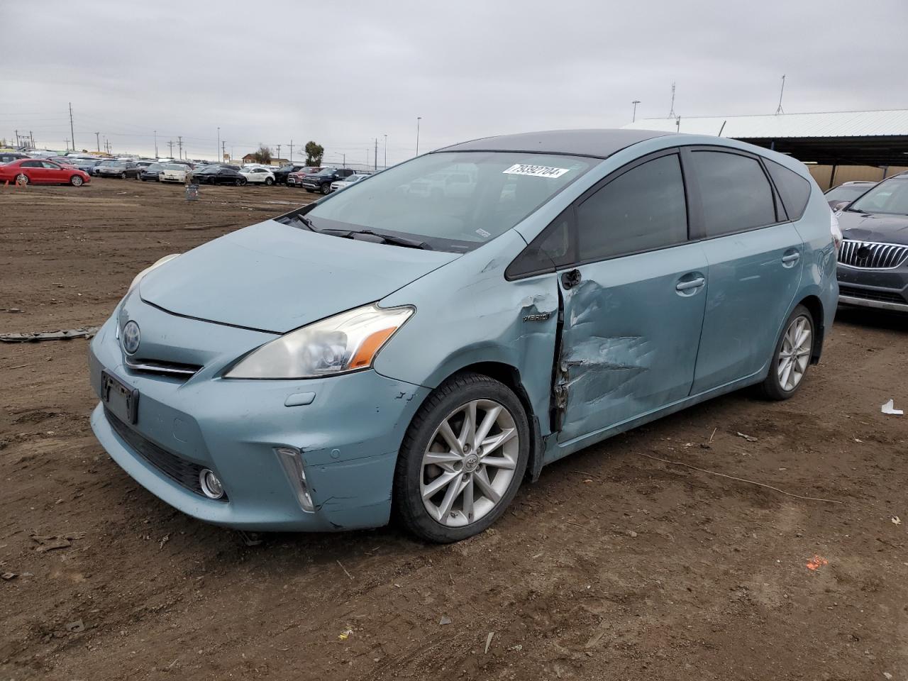 TOYOTA PRIUS V 2013