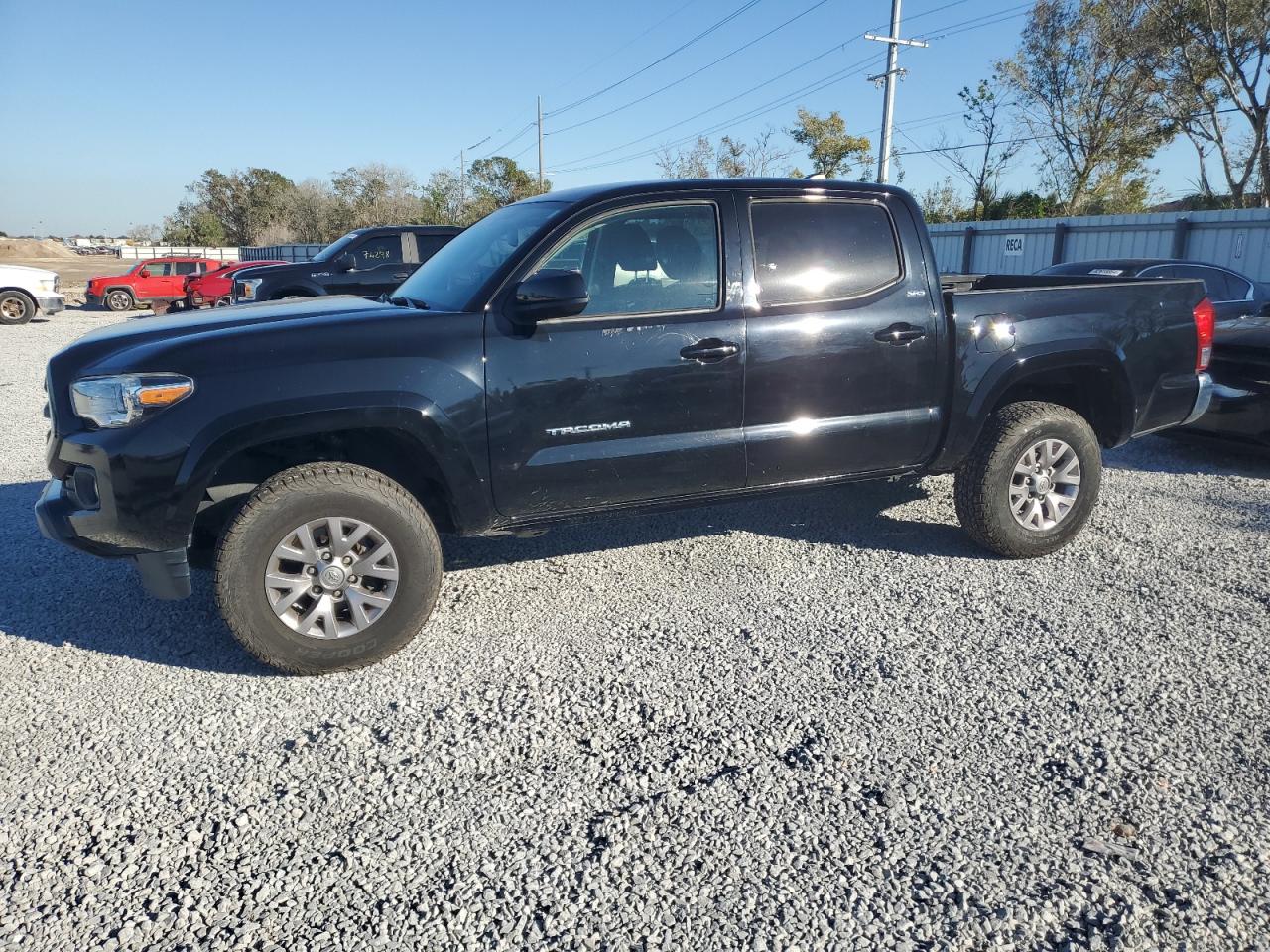 TOYOTA TACOMA DOU 2017