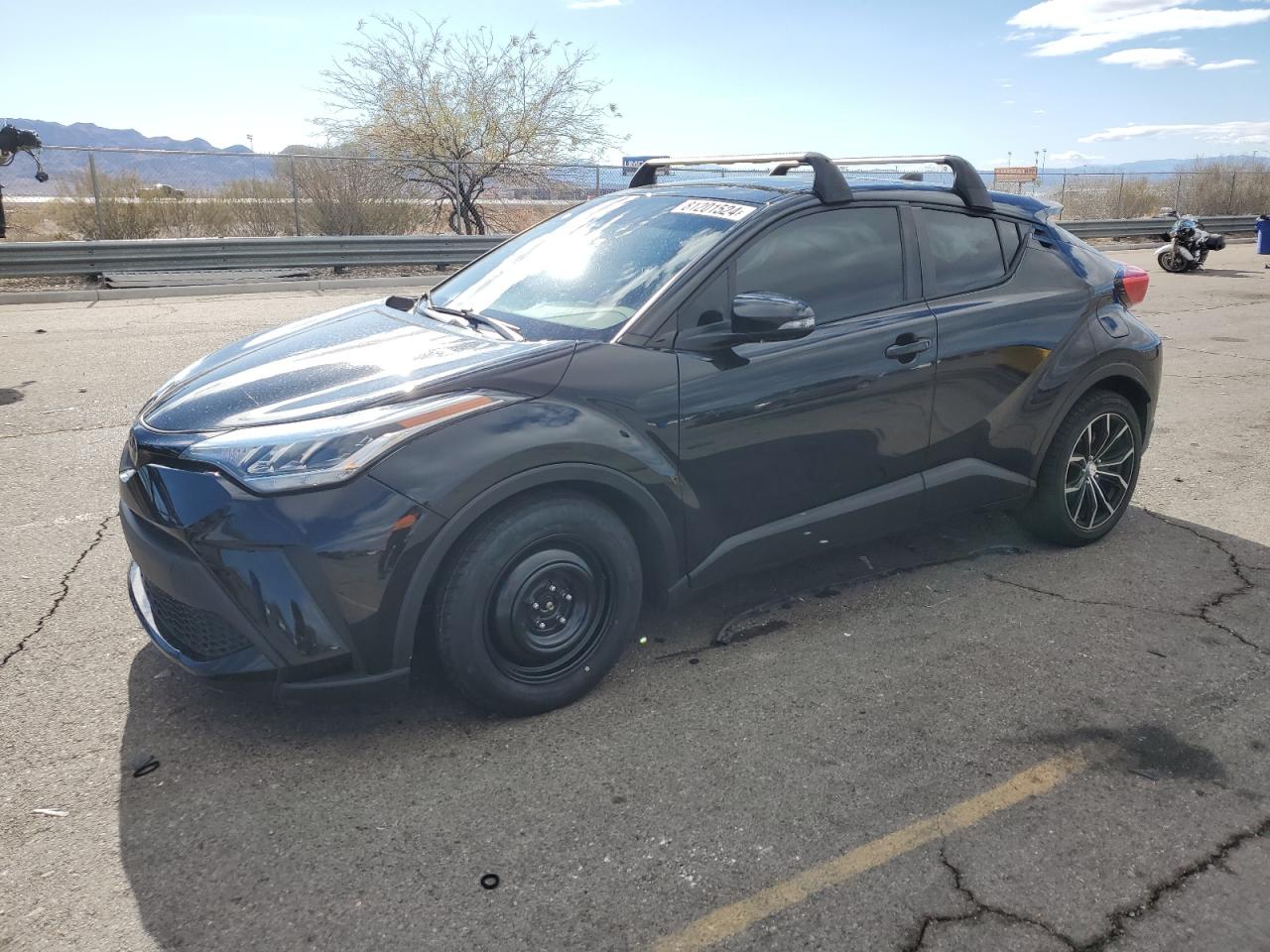 TOYOTA C-HR XLE 2021