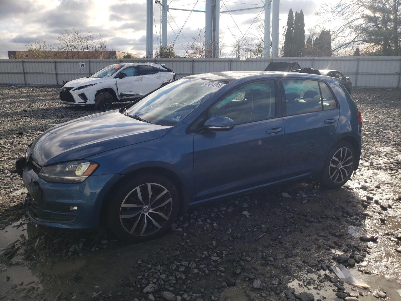 VOLKSWAGEN GOLF 2015