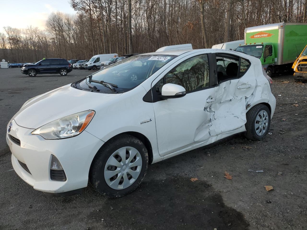 TOYOTA PRIUS C 2012