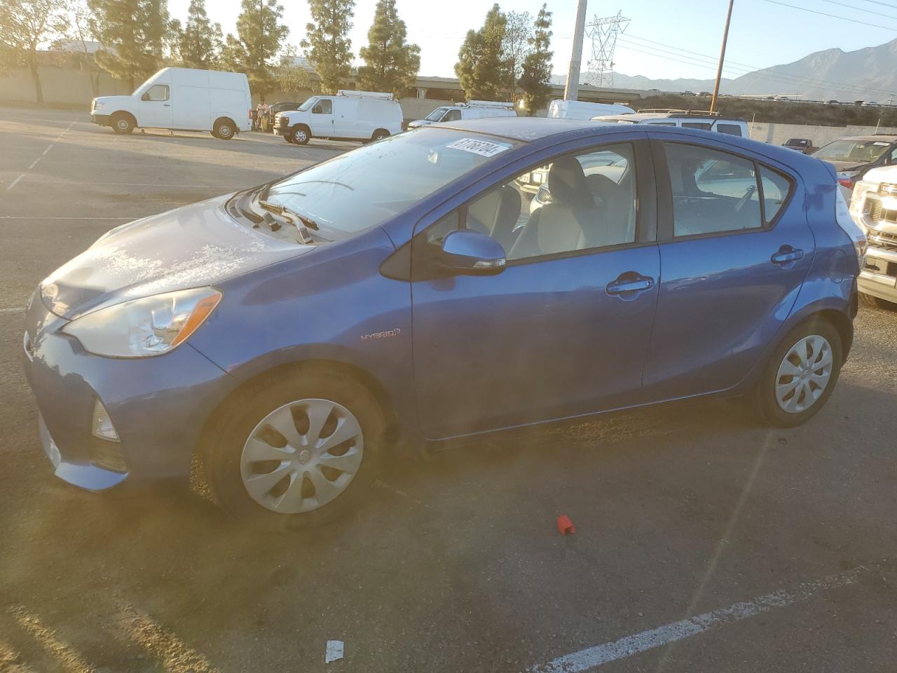 TOYOTA PRIUS C 2013