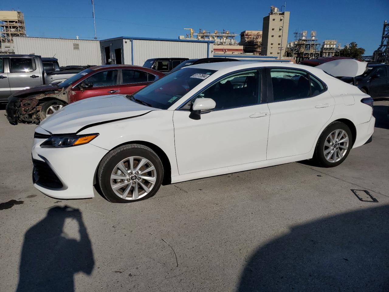 TOYOTA CAMRY LE 2023