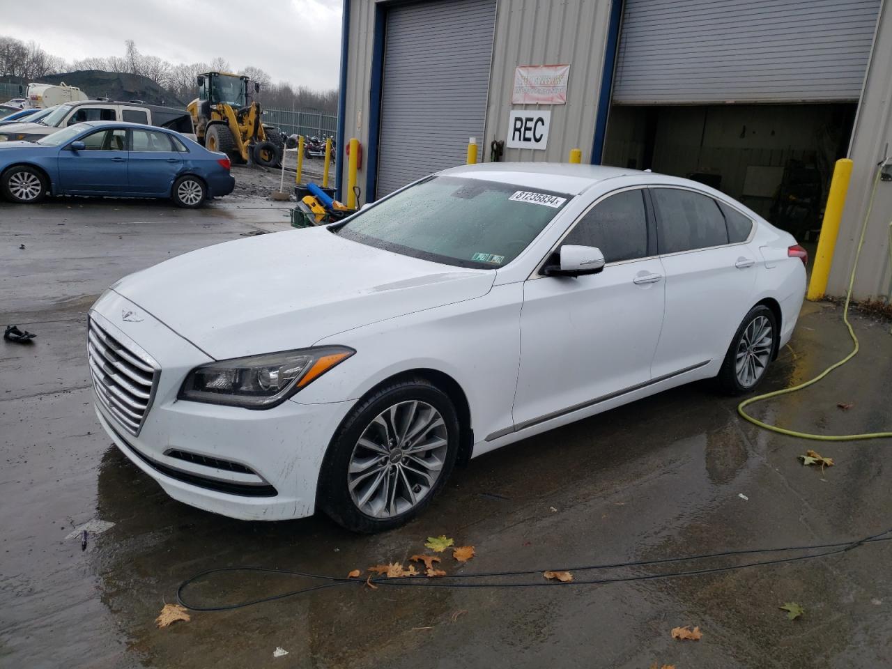 HYUNDAI GENESIS 3. 2016