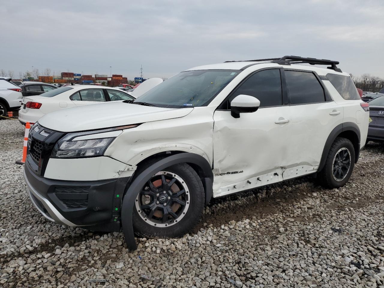 NISSAN PATHFINDER 2023