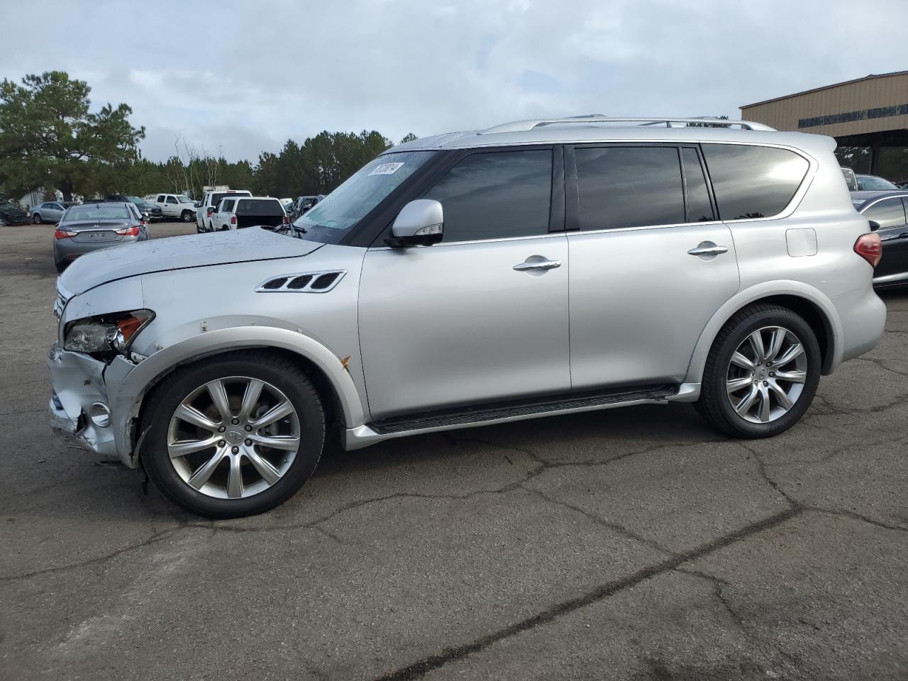 INFINITI QX56 2012