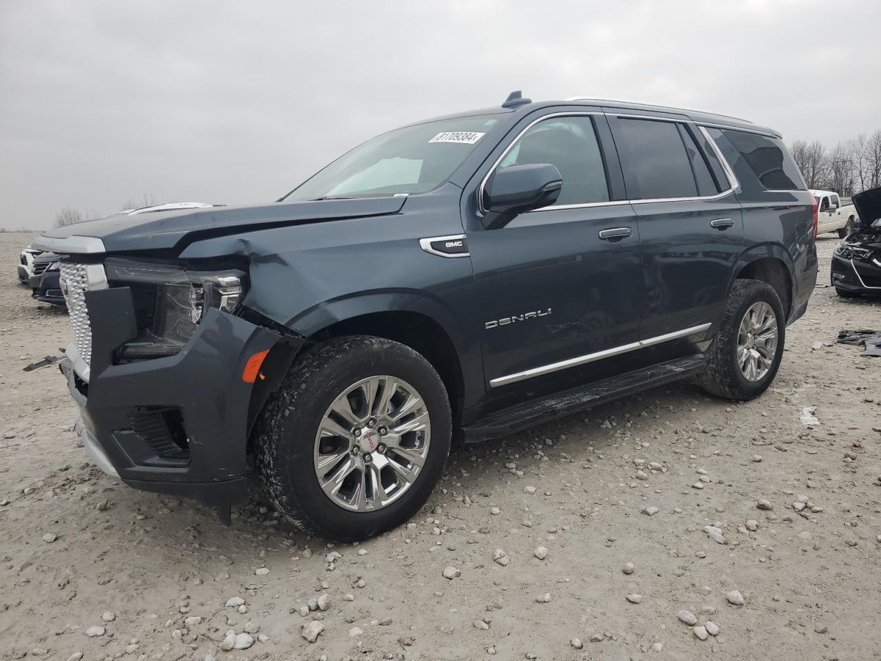 GMC YUKON DENA 2021