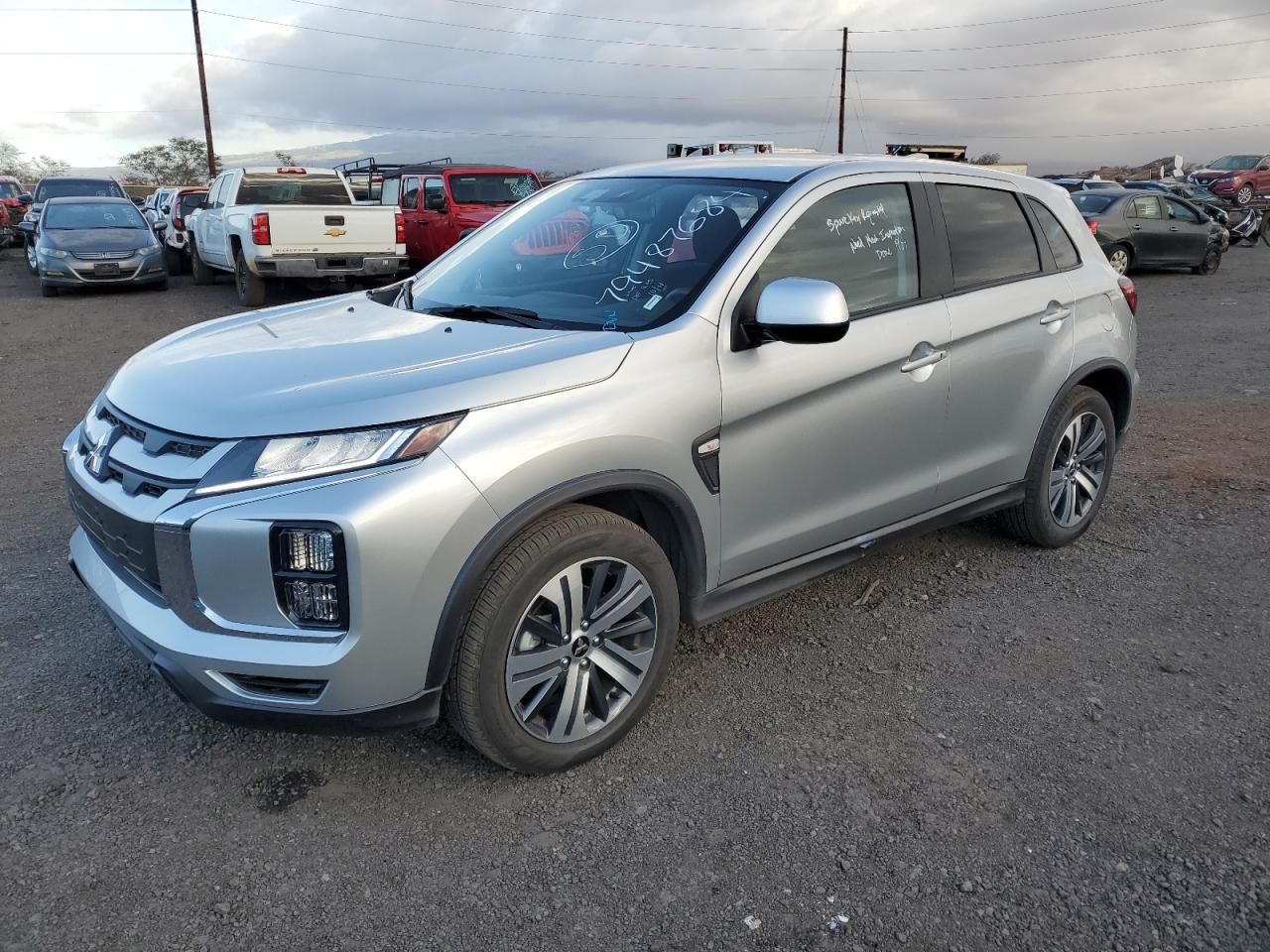 MITSUBISHI OUTLANDER 2024